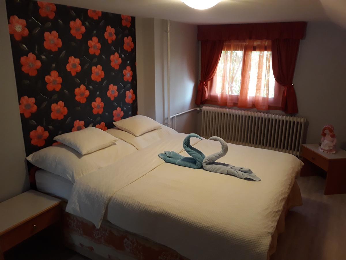 Rozsa Apartman Lenti Buitenkant foto
